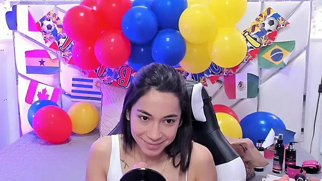 GabbiePrice online show from June 25, 2026, 11:26 am