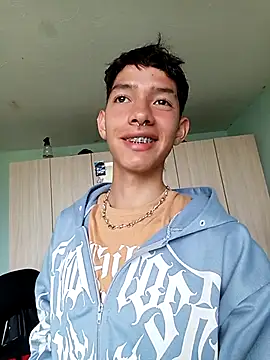 heyy noah11 online show from April 26, 2026, 5:54 pm