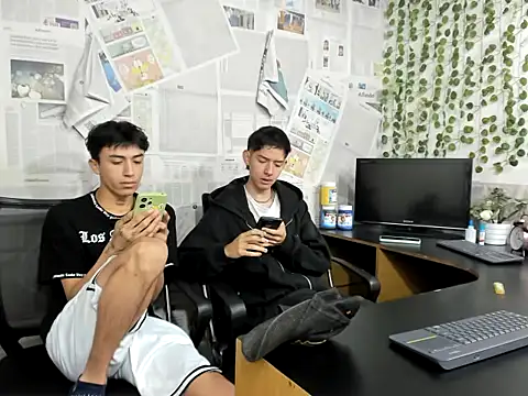 heyy noah11 online show from June 23, 2026, 1:31 pm
