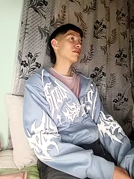 heyy noah11 online show from November 28, 2025, 12:11 am