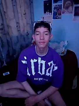 heyy noah11 online show from October 11, 2025, 4:35 am