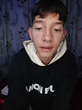 heyy noah11 online show from November 16, 2025, 2:38 am