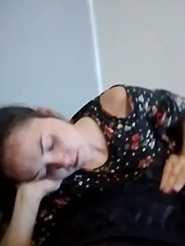 creamycouple69 online show from October 17, 2025, 6:39 am