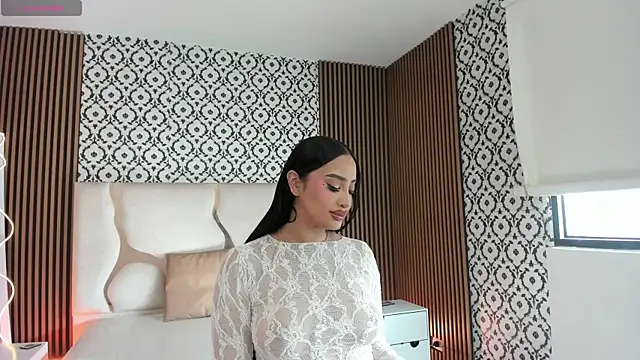 Snapshot of BEELLA_TAY1 chatting on May 20, 2026, 12:24 pm BEELLA TAY1 online show from May 20, 2026, 12:24 pm