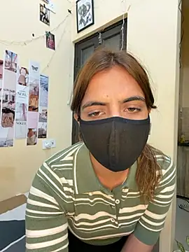 deepikaa aroraa online show from March 22, 2026, 11:34 am