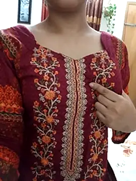 Tanha18 online show from August 1, 2026, 6:28 pm