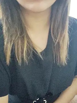 Snapshot of Tanha18 chatting on February 15, 2026, 12:33 am Tanha18 online show from February 15, 2026, 12:33 am