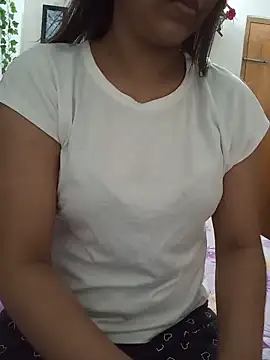 Tanha18 online show from June 28, 2026, 1:17 pm