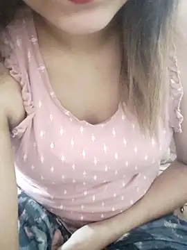 Snapshot of Tanha18 chatting on February 18, 2026, 1:03 am Tanha18 online show from February 18, 2026, 1:03 am