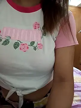 Tanha18 online show from April 22, 2026, 1:18 pm