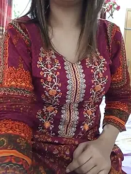 Tanha18 online show from July 6, 2026, 2:07 am