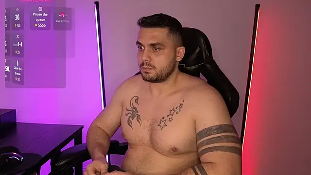 Danielbateson online show from January 18, 2026, 7:06 pm