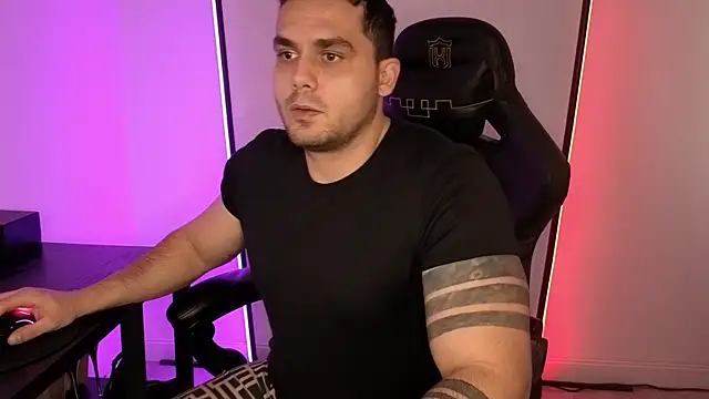 Danielbateson online show from January 8, 2026, 1:06 pm