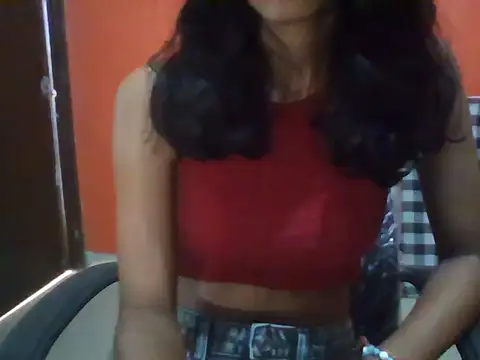 Snapshot of HOT_HONEY10 chatting on October 25, 2025, 4:33 am HOT HONEY10 online show from October 25, 2025, 4:33 am