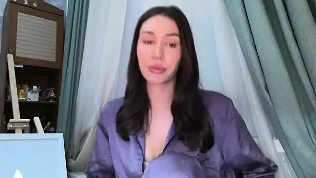 Zarinissa online show from February 10, 2026, 1:43 pm