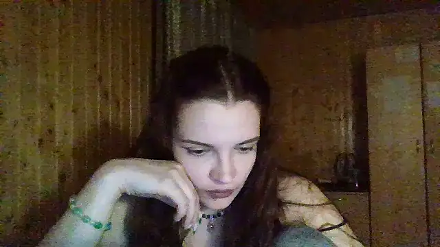 AmeliieLaFleur online show from May 5, 2026, 7:39 pm
