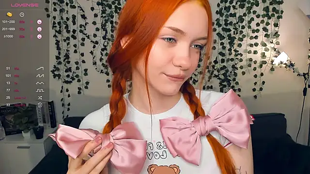 Foxy blush online show from October 19, 2025, 9:06 pm