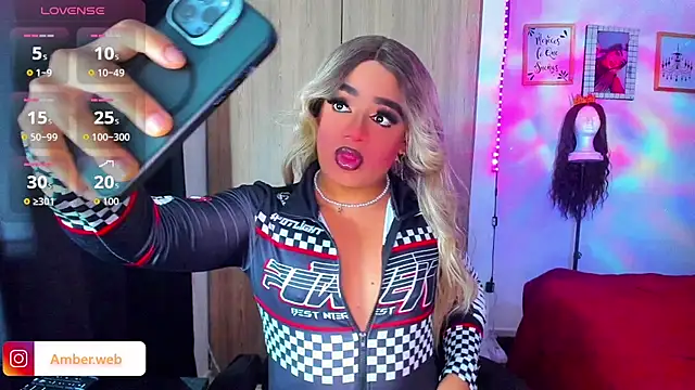 Snapshot of Sofiabigcock22 chatting on March 7, 2026, 11:16 am Sofiabigcock22 online show from March 7, 2026, 11:16 am