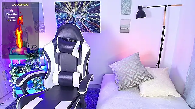 Alex carter online show from November 4, 2025, 10:30 am