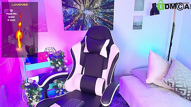 Alex carter online show from October 30, 2025, 10:35 am