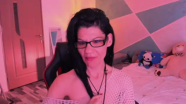 SweetSin40 online show from May 3, 2026, 8:34 pm