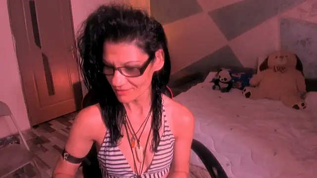 SweetSin40 online show from July 9, 2026, 7:24 pm