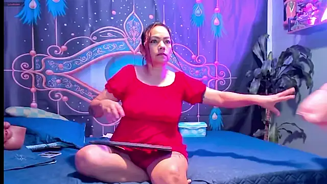 Sharlott smith online show from October 16, 2025, 10:29 pm