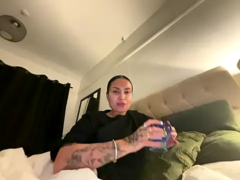 sexygoddessjessy online show from January 8, 2026, 7:42 pm