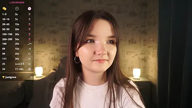  Cute World  online show from November 5, 2025, 7:28 pm