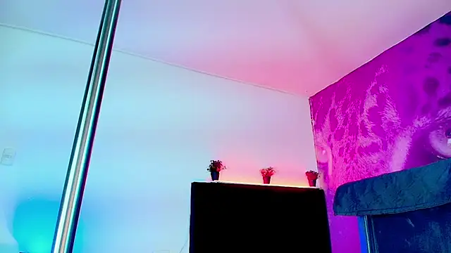 ANGEL EVIL S7 online show from November 6, 2025, 12:31 pm