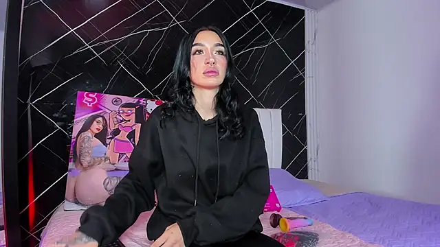 Candy leilaa3 online show from May 14, 2026, 5:04 am