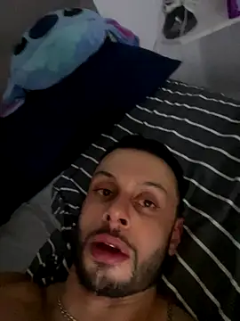 Camaraman05 online show from October 26, 2025, 7:42 am