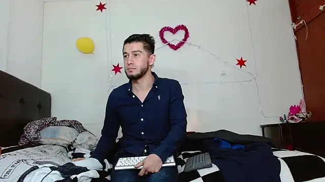 picante70  online show from November 7, 2025, 10:20 am