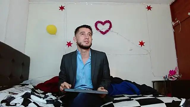 picante70  online show from November 1, 2025, 10:42 am