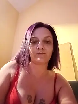 Titinceto88 online show from October 15, 2025, 8:17 pm