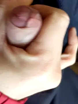 szabi1995 online show from November 8, 2025, 7:12 am