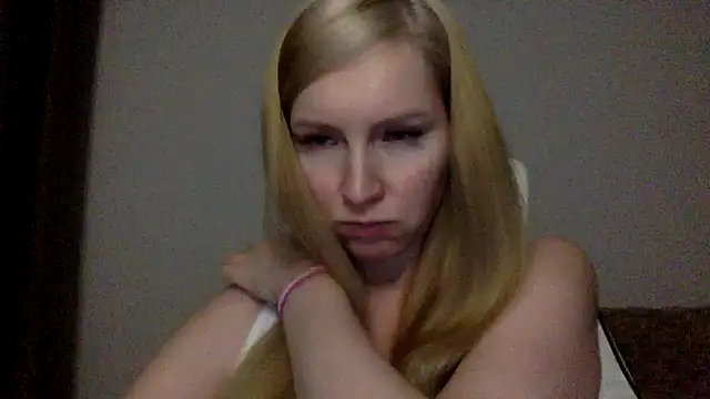 Snapshot of Neralith chatting on July 28, 2026, 7:39 pm Neralith online show from July 28, 2026, 7:39 pm