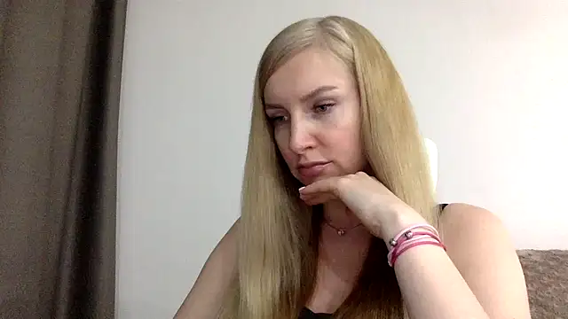 Snapshot of Neralith chatting on July 7, 2026, 6:55 pm Neralith online show from July 7, 2026, 6:55 pm