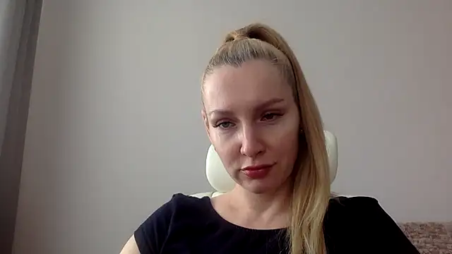 Snapshot of Neralith chatting on August 1, 2026, 2:26 pm Neralith online show from August 1, 2026, 2:26 pm