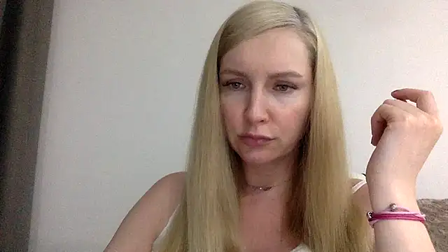 Snapshot of Neralith chatting on August 7, 2026, 6:14 pm Neralith online show from August 7, 2026, 6:14 pm