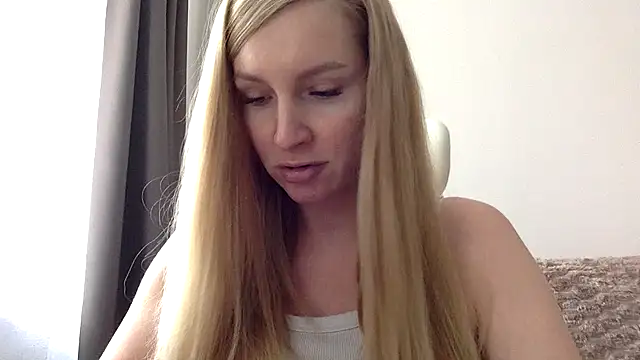 Snapshot of Neralith chatting on July 18, 2026, 11:30 am Neralith online show from July 18, 2026, 11:30 am
