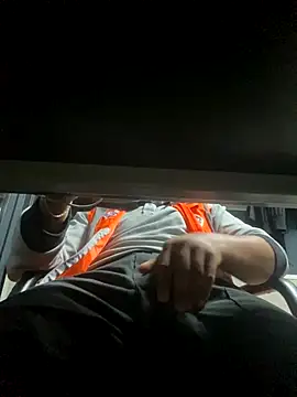 arasazgin online show from October 22, 2025, 4:06 pm