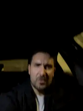 ReDiBastoni90 online show from October 21, 2025, 10:31 pm