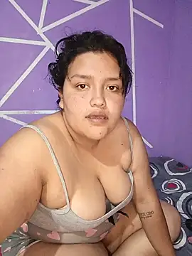 natt-bigass online show from May 19, 2026, 1:56 am
