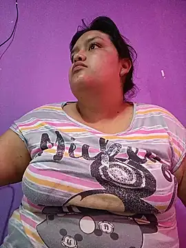 natt-bigass online show from May 17, 2026, 5:24 pm