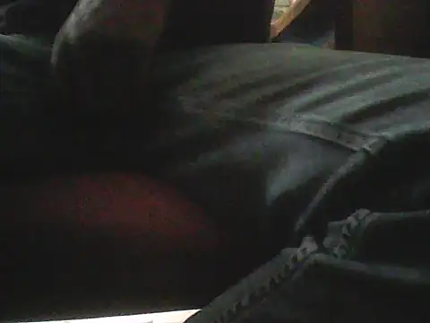 Snapshot of incestmom chatting on March 26, 2026, 10:57 am incestmom online show from March 26, 2026, 10:57 am