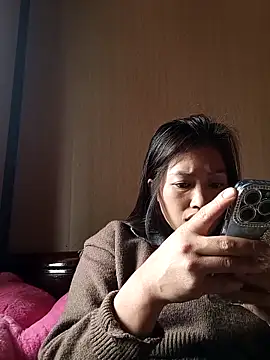 -Paige- online show from February 18, 2026, 4:43 am