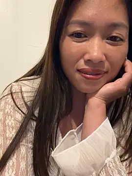 -Paige- online show from April 28, 2026, 2:32 pm
