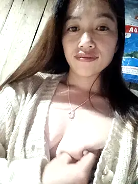 -Paige- online show from November 14, 2025, 8:34 pm