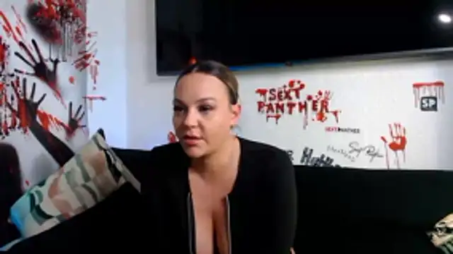 sofiahothead online show from October 15, 2025, 2:43 am